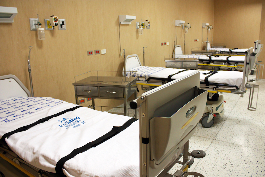 HOSPITAL ESSALUD PISCO INTERIOR4.JPG